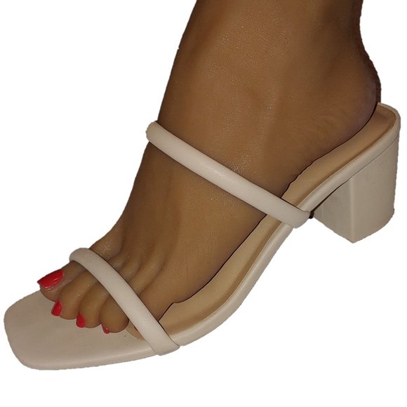 a new day Shoes - Nude Chunky Heel Strappy Sandals Size 8.5